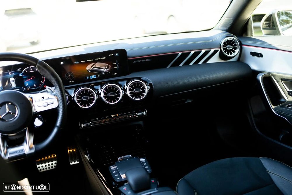 Mercedes-Benz CLA 45 AMG S Shooting Brake 4Matic+ - 43
