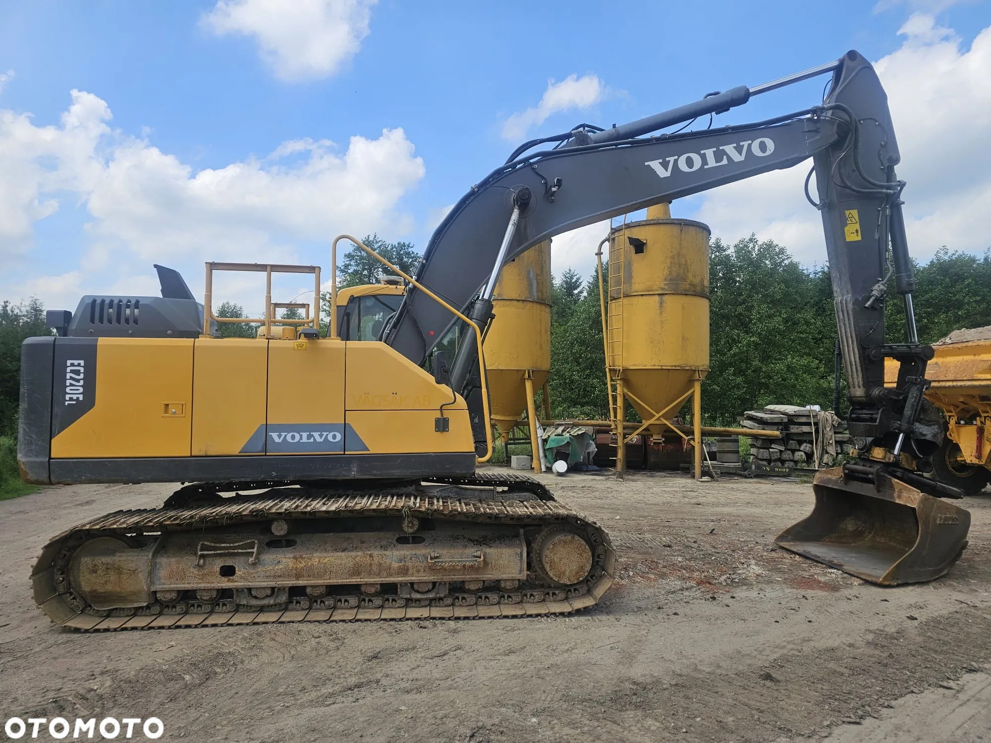 Volvo EC220EL - 10
