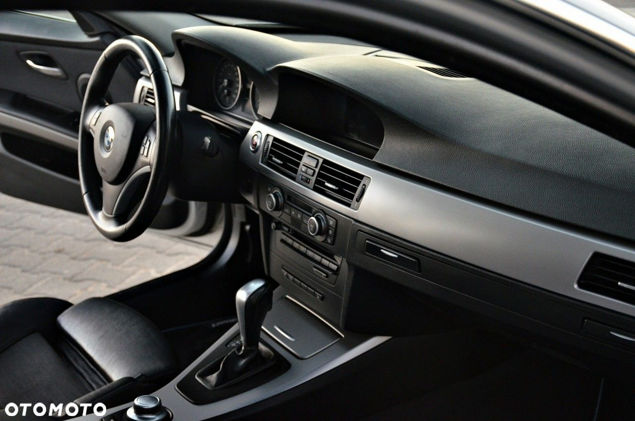 BMW Seria 3 - 18
