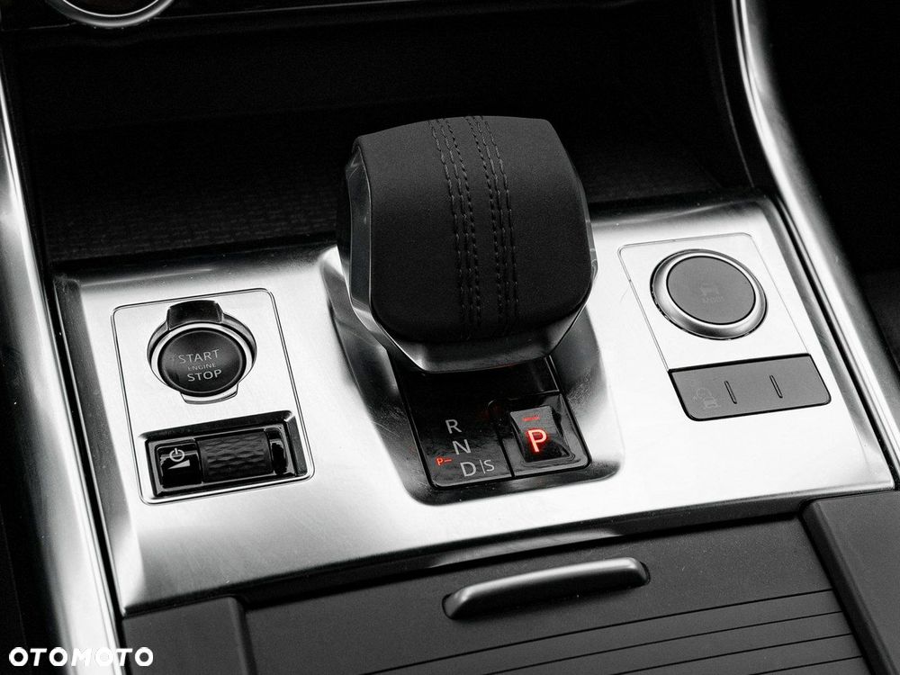 Jaguar XF 2.0 P250 R-Dynamic SE - 19