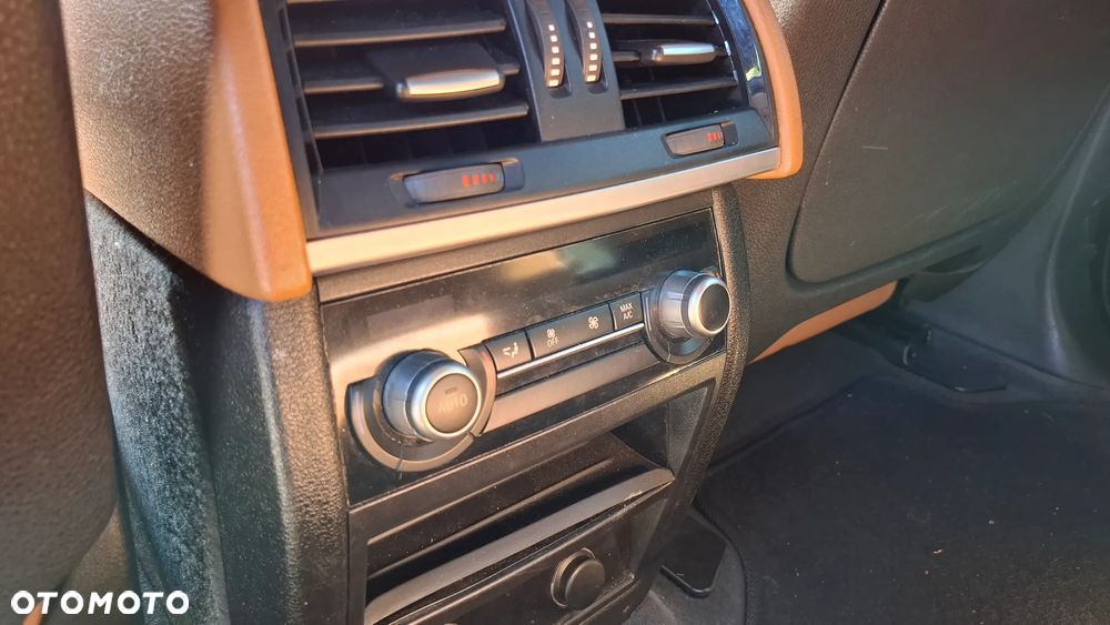 BMW X6 35i xDrive - 21