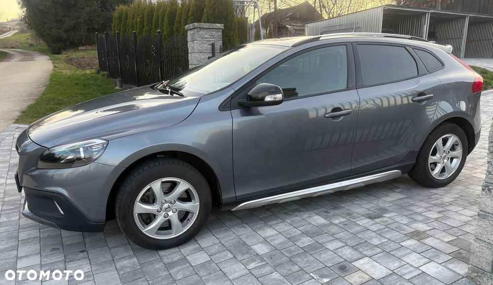 Volvo V40 Cross Country T4 AWD Drive-E Momentum - 3