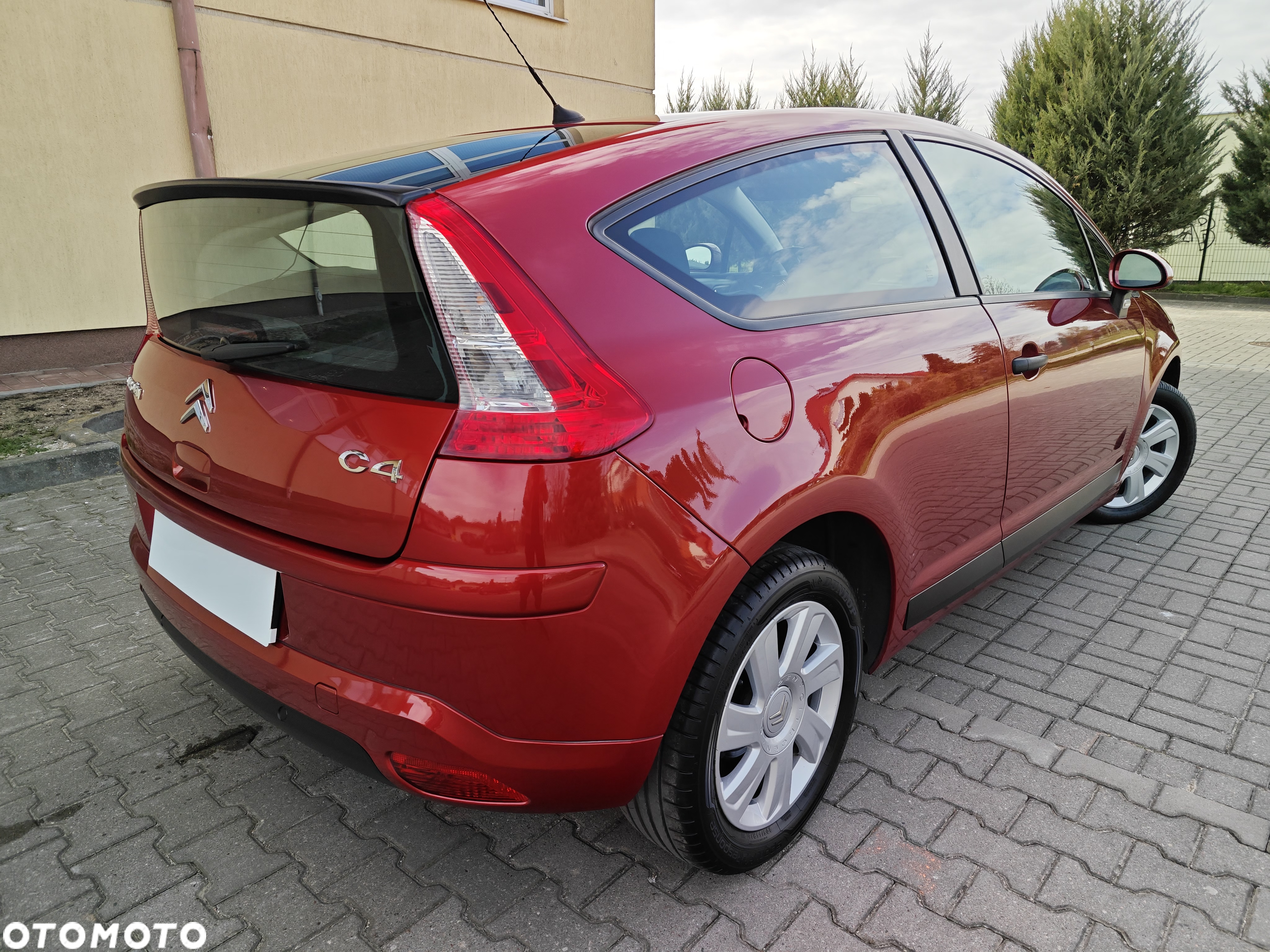 Citroën C4 Coupe 1.4 16V Advance - 2