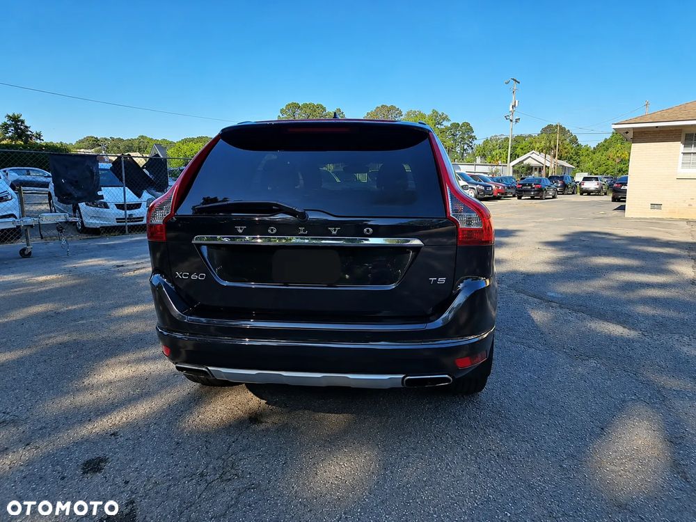 Volvo XC 60 T5 Geartronic Momentum - 5