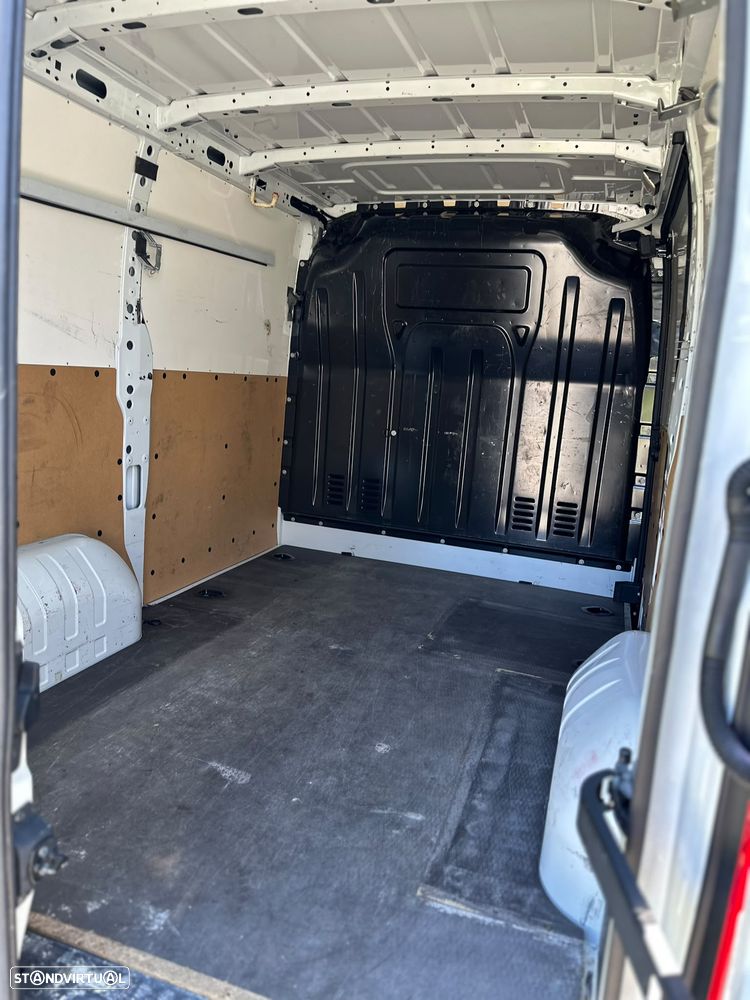 Opel Movano - 11