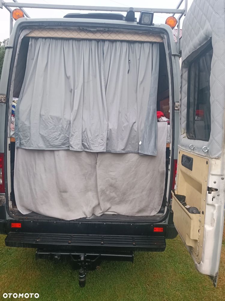 Mercedes-Benz Sprinter - 11