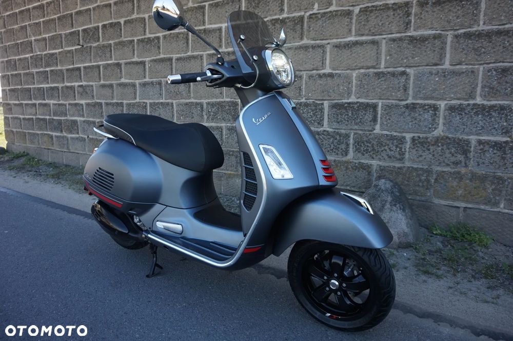 Piaggio Vespa - 4