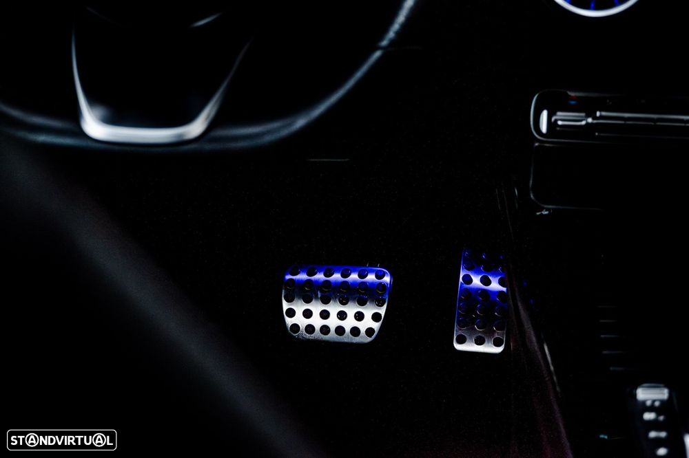 Mercedes-Benz CLA 200 - 20