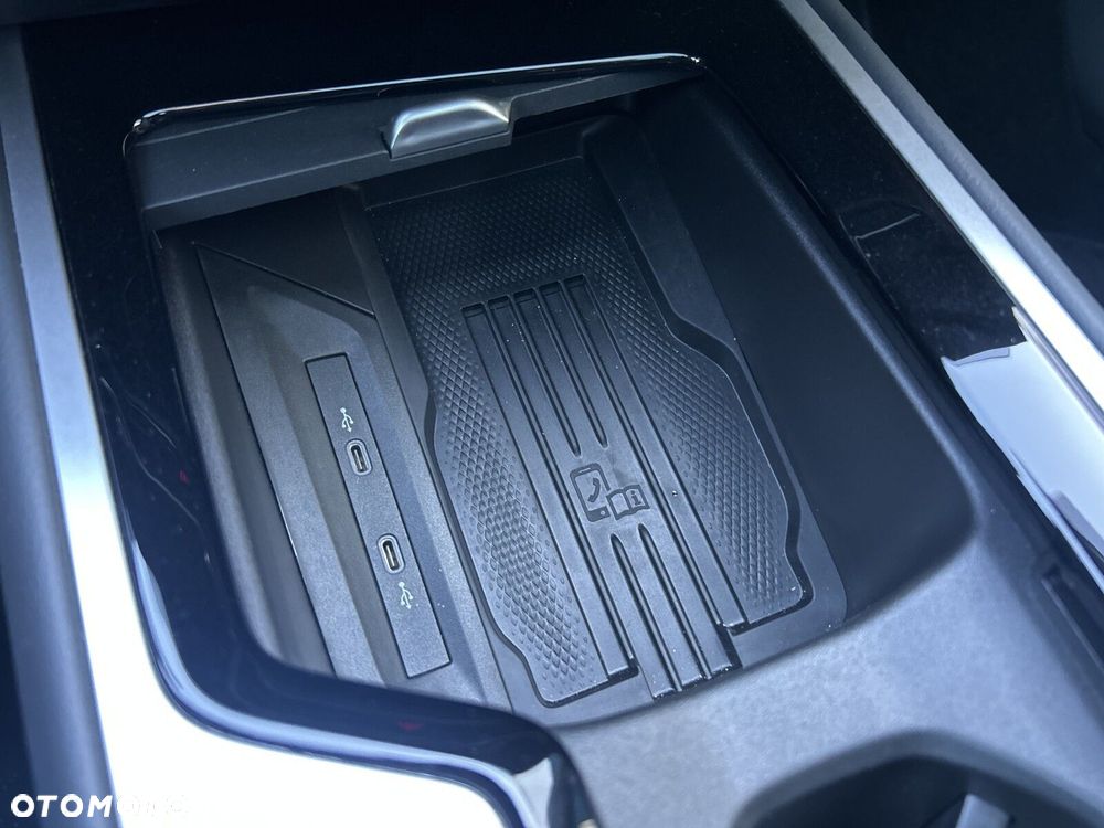 Volkswagen Passat - 12