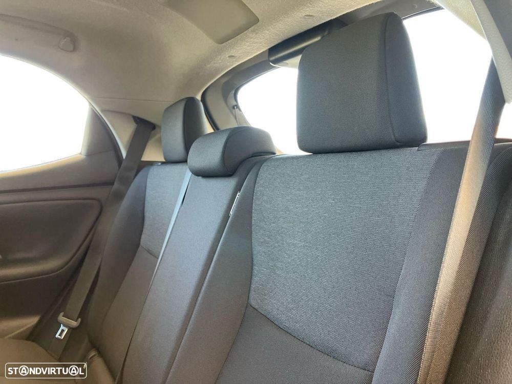Toyota Yaris 1.0 VVT-i Comfort - 11