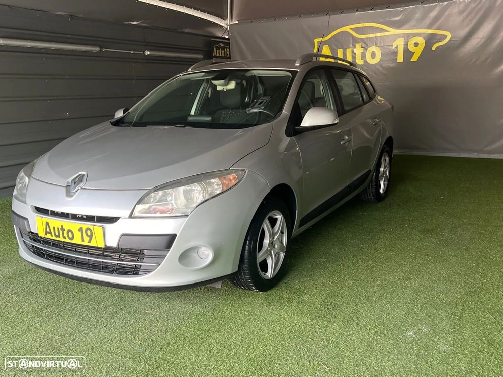 Renault Mégane Sport Tourer ENERGY dCi 110 EXPERIENCE - 2