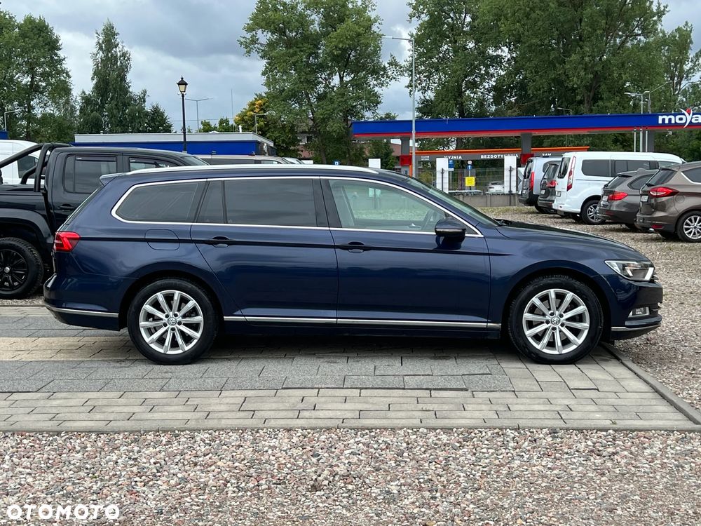 Volkswagen Passat Variant 2.0 TDI SCR DSG BlueMotion Highline - 11