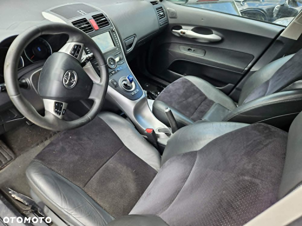 Toyota Auris 1.8 HSD Luna - 8