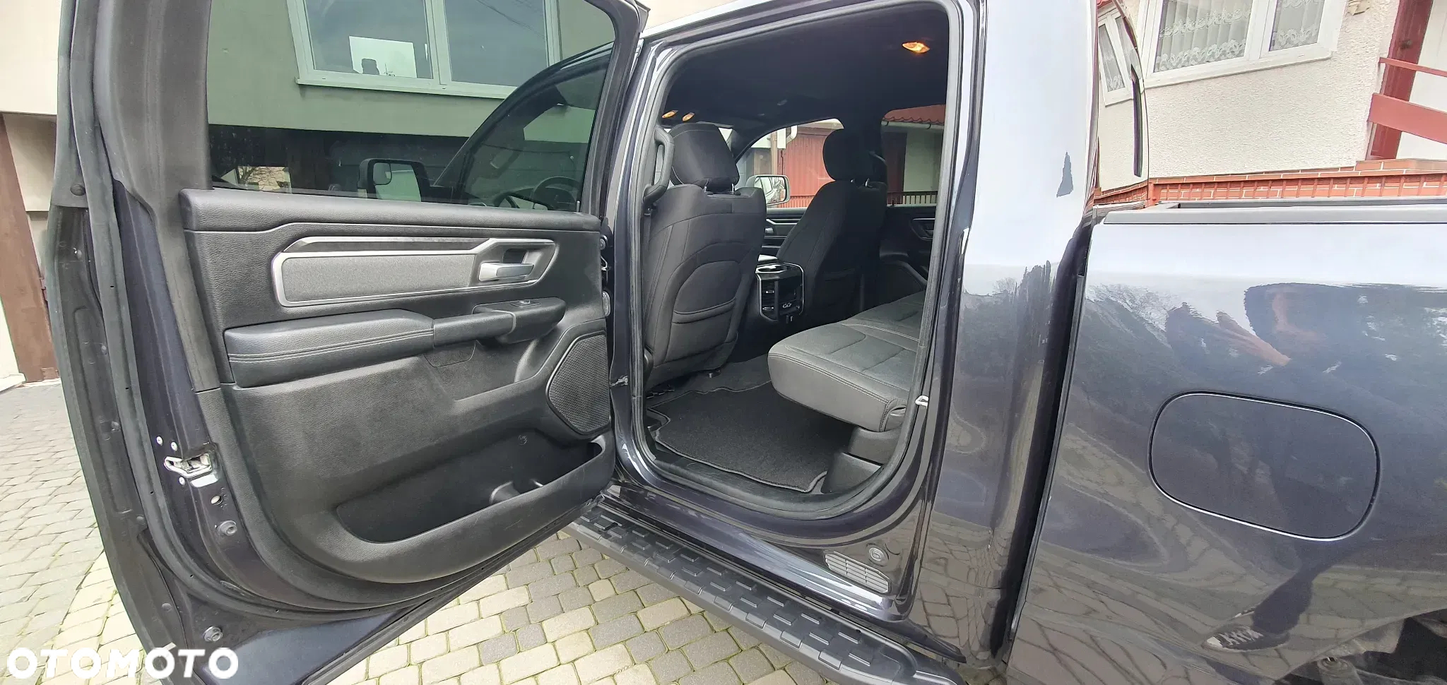 Dodge RAM 1500 5.7 4x4 - 30