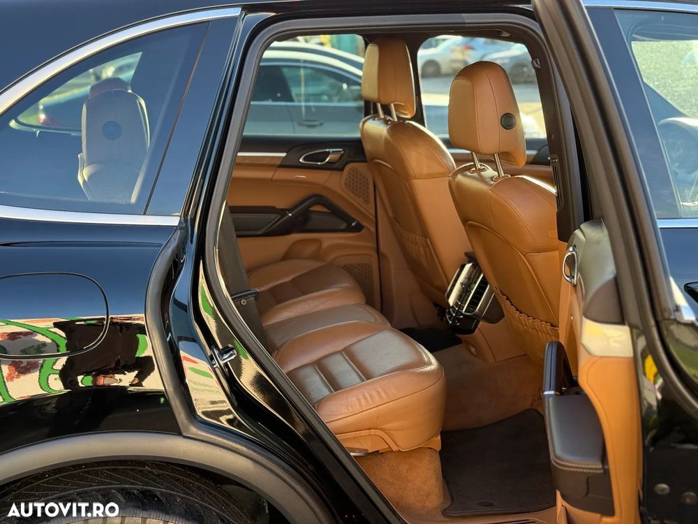 Porsche Cayenne 3.0TD TipTronic - 15