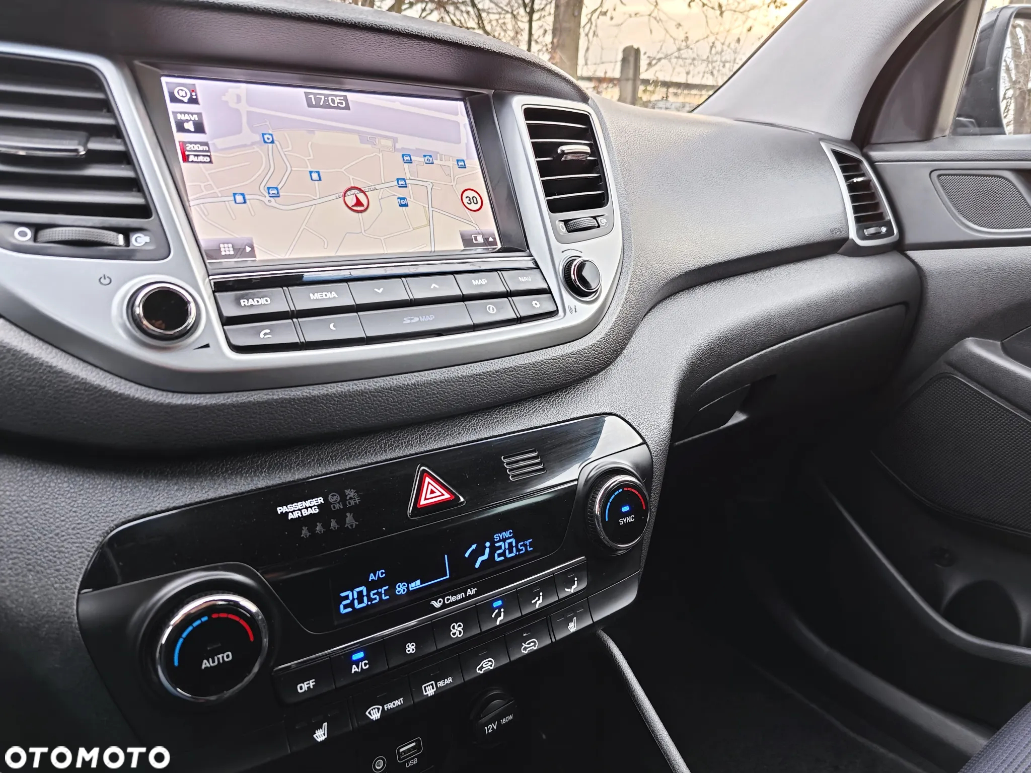 Hyundai Tucson 1.6 GDI BlueDrive Design 2WD - 30