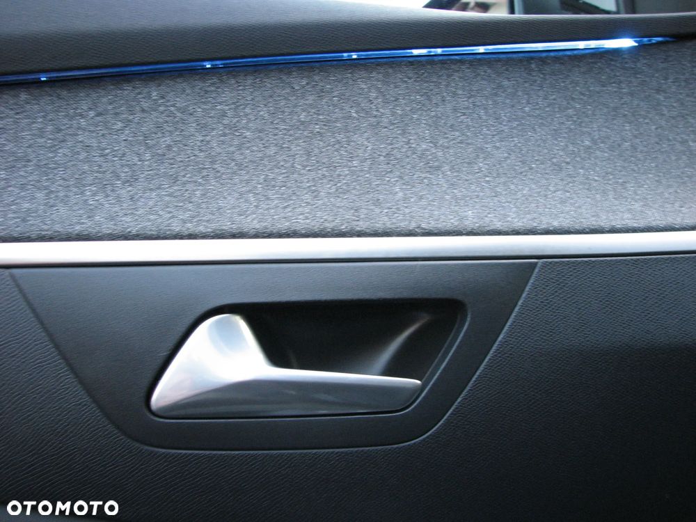 Peugeot 3008 BlueHDi 130 Stop & Start EAT8 Allure - 26