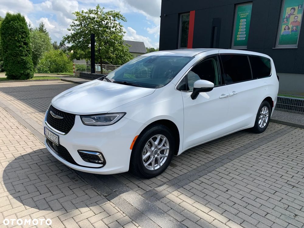 Chrysler Pacifica - 7