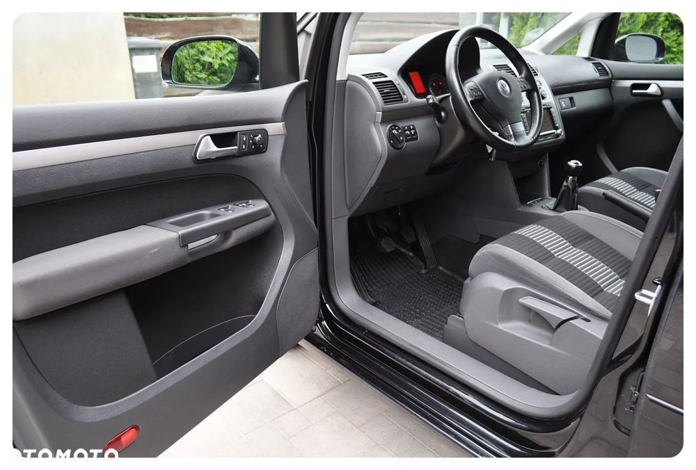 Volkswagen Touran 1.6 United - 19