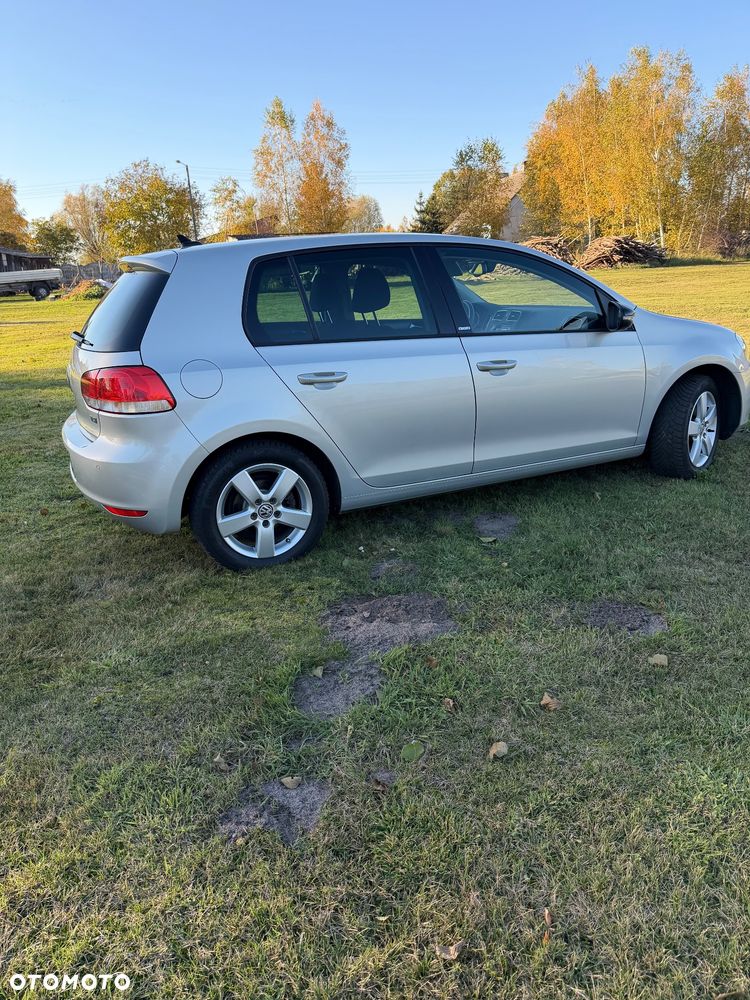 Volkswagen Golf - 8