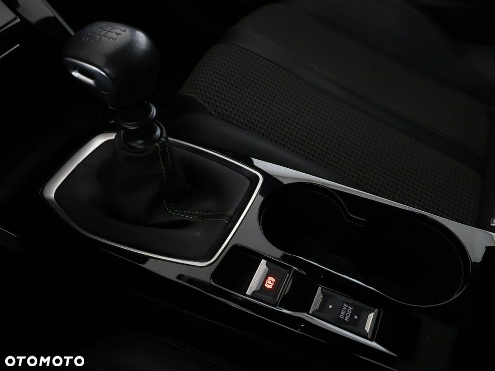 Peugeot 2008 1.2 PureTech GT Line S&S - 30