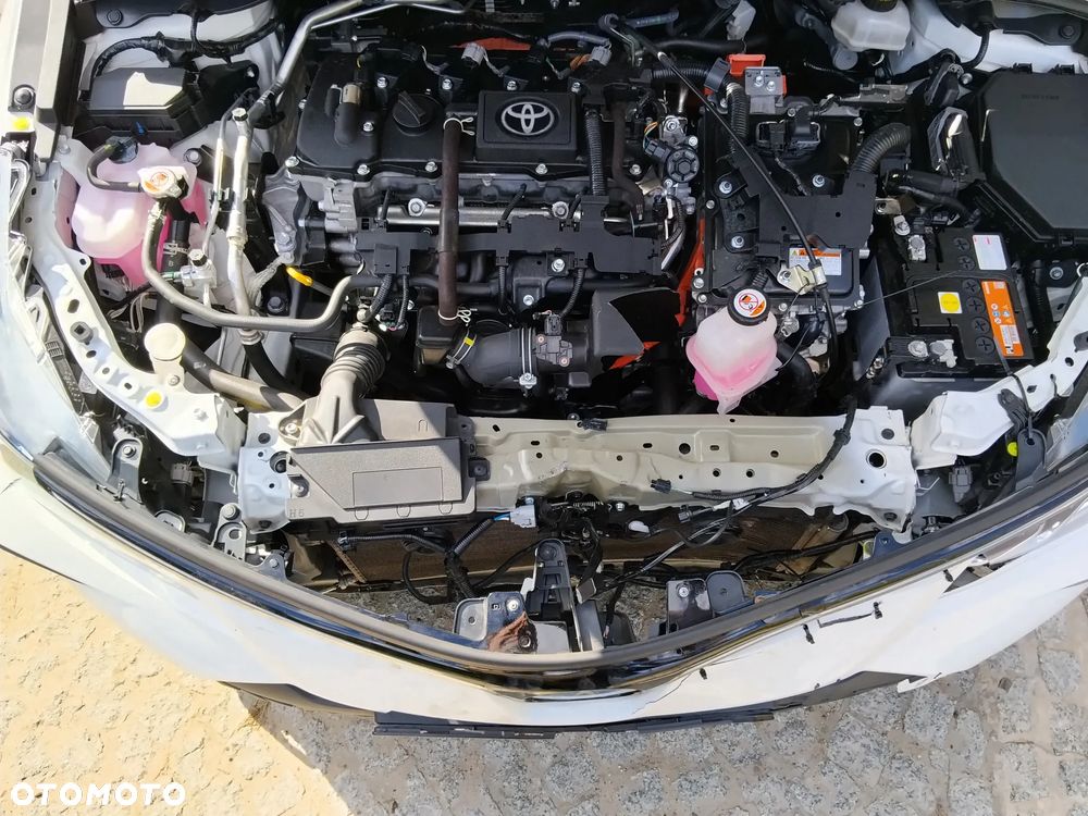 Toyota Corolla 1.8 Hybrid Comfort - 24