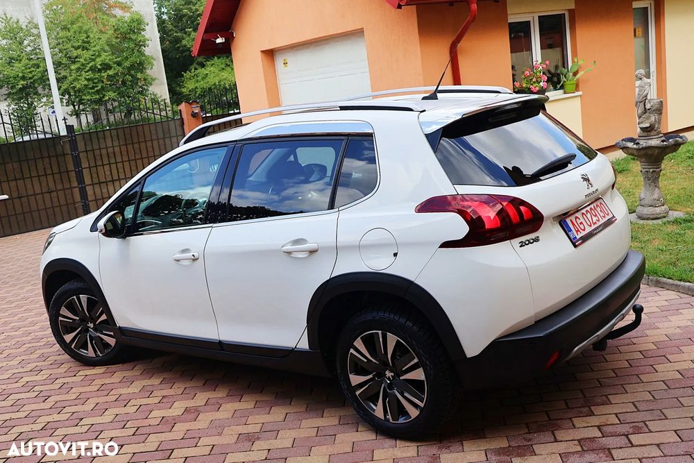 Peugeot 2008 PureTech 130 Stop&Start EAT6 Allure - 12