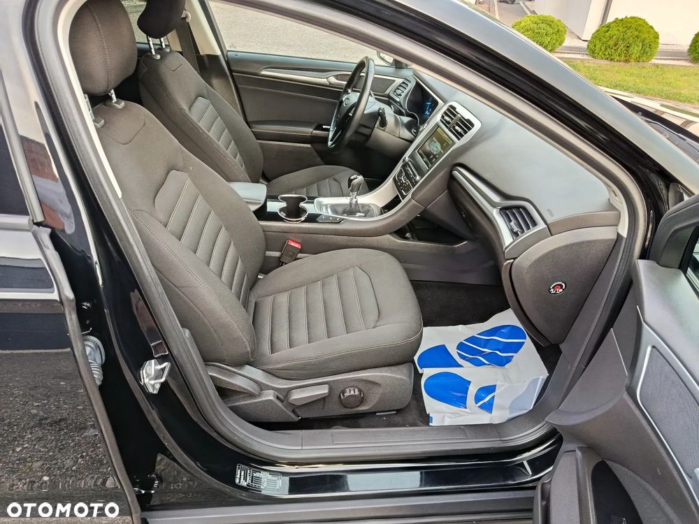 Ford Mondeo - 31