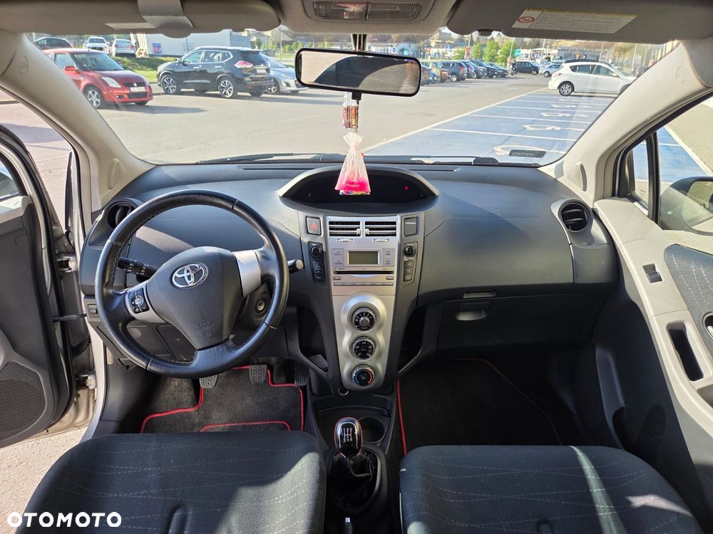 Toyota Yaris 1.4 D-4D Sol - 20