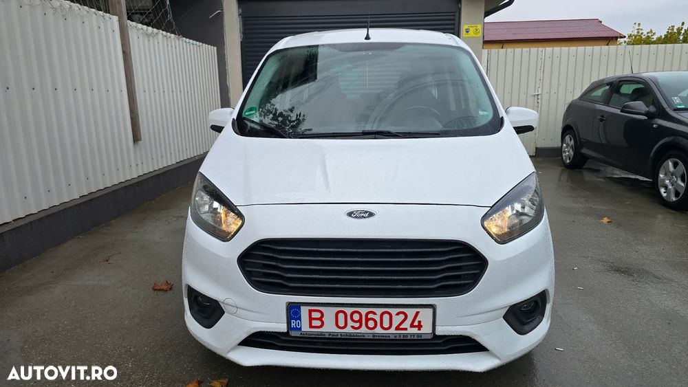 Ford Tourneo Courier 1.5 TDCi Ambiente - 1