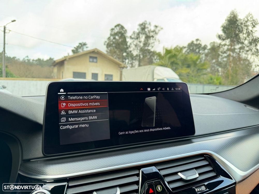 BMW 530 e Pack M - 24