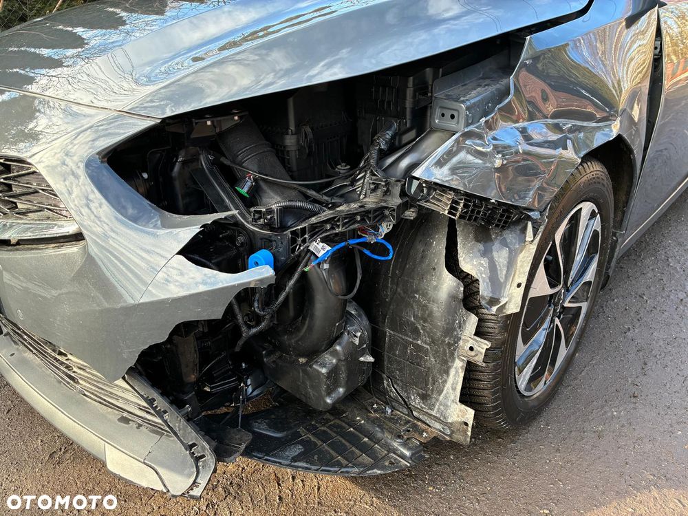 Kia Ceed 1.5 T-GDI Tribute DCT - 19