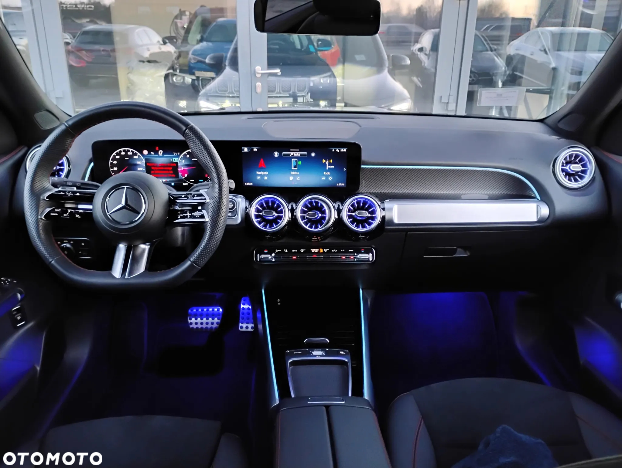Mercedes-Benz GLB 200 AMG Line 7G-DCT - 17