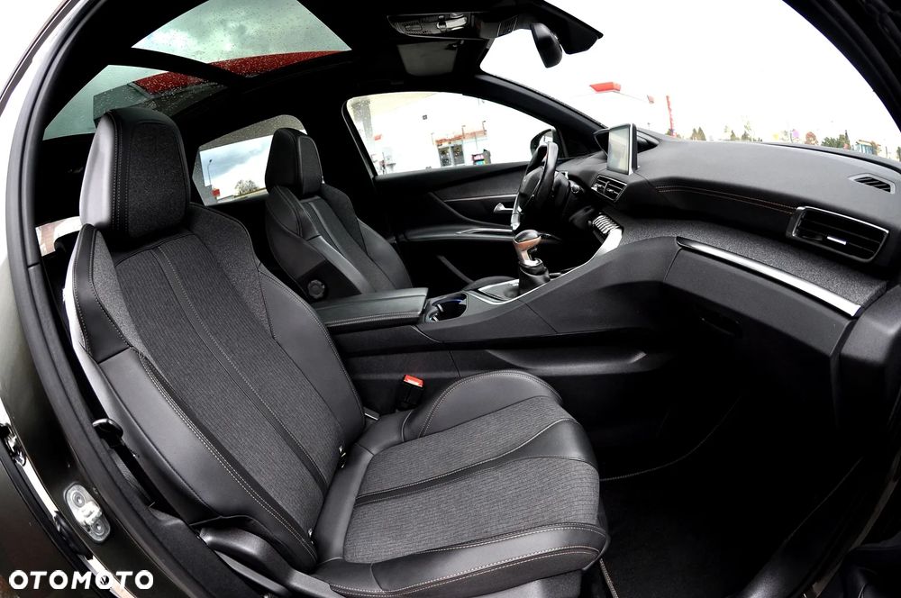 Peugeot 3008 1.2 PureTech GT S&S - 23