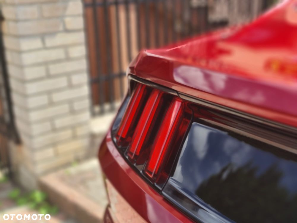 Ford Mustang 3.7 V6 - 21