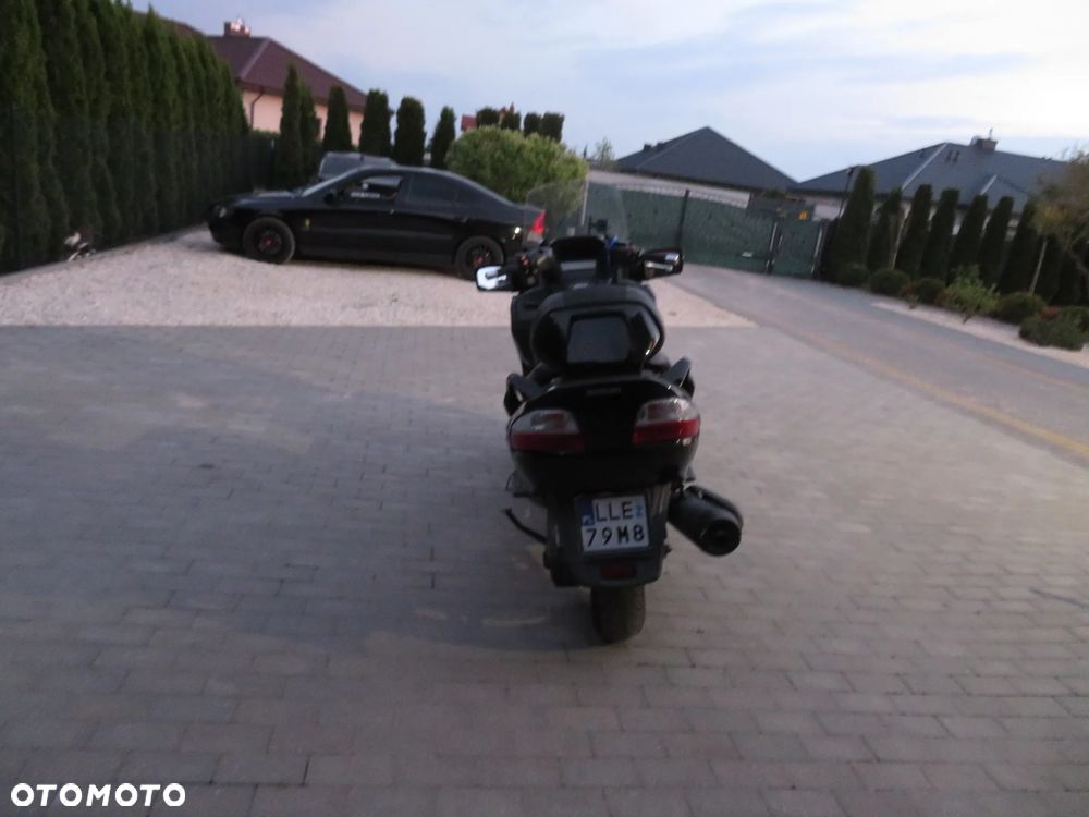 Suzuki Burgman - 3