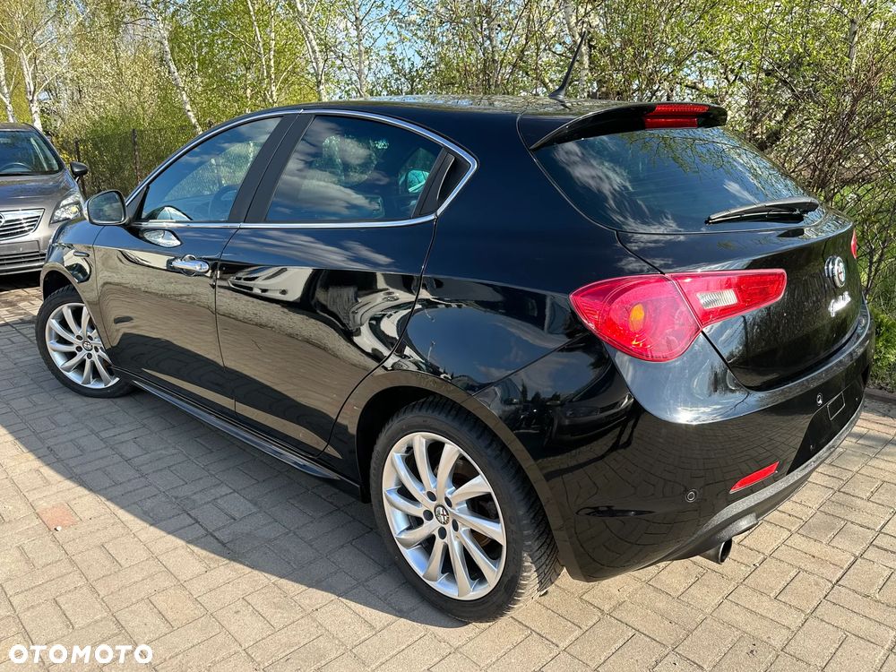 Alfa Romeo Giulietta - 11