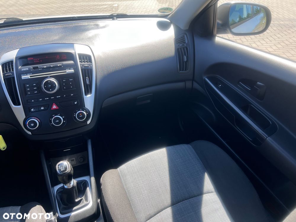 Kia Ceed 1.6 CVVT EX - 22