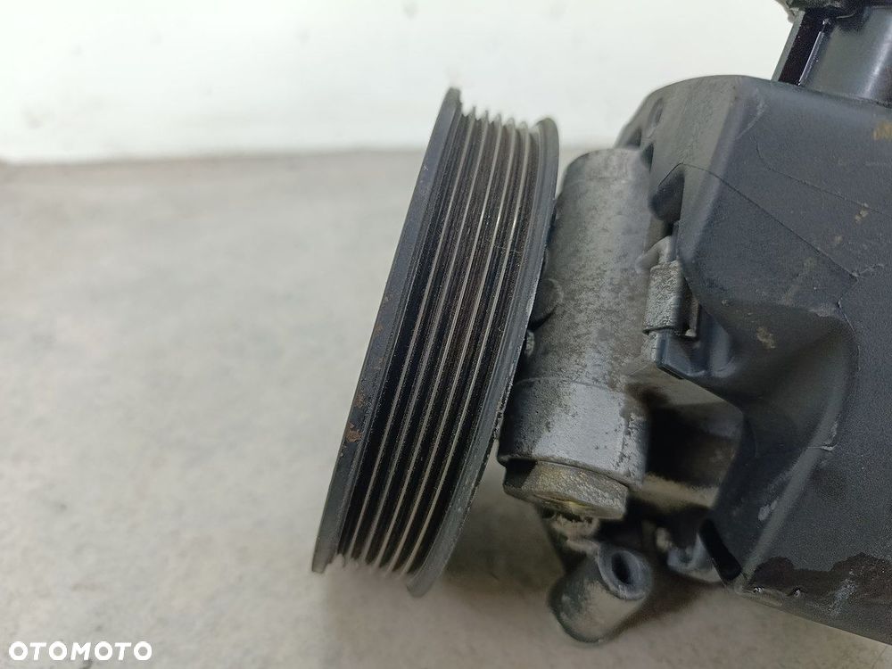 POMPA WSPOMAGANIA MERCEDES-BENZ VIANO 0034667101 2.2 CDI - 2