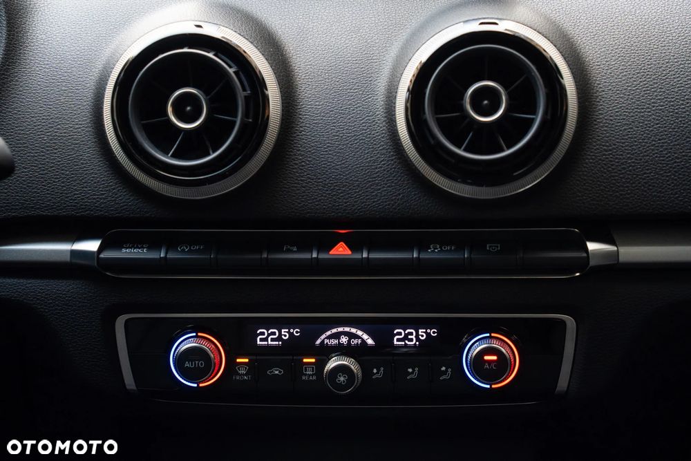 Audi A3 Sportback 2.0 TDI S line Sportpaket - 20