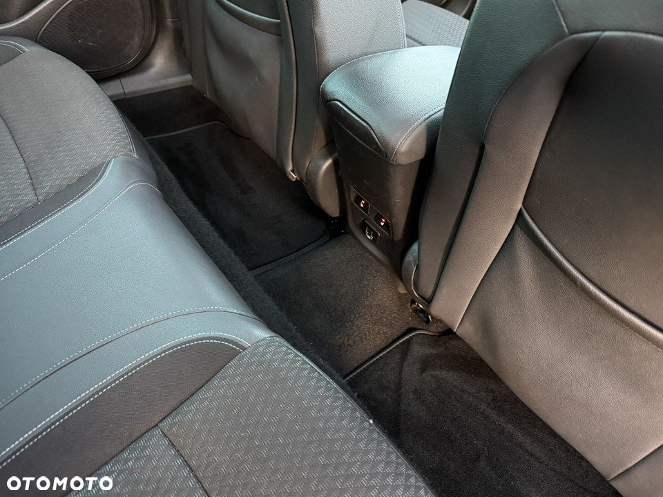 Opel Astra 1.4 Turbo Start/Stop Innovation - 36