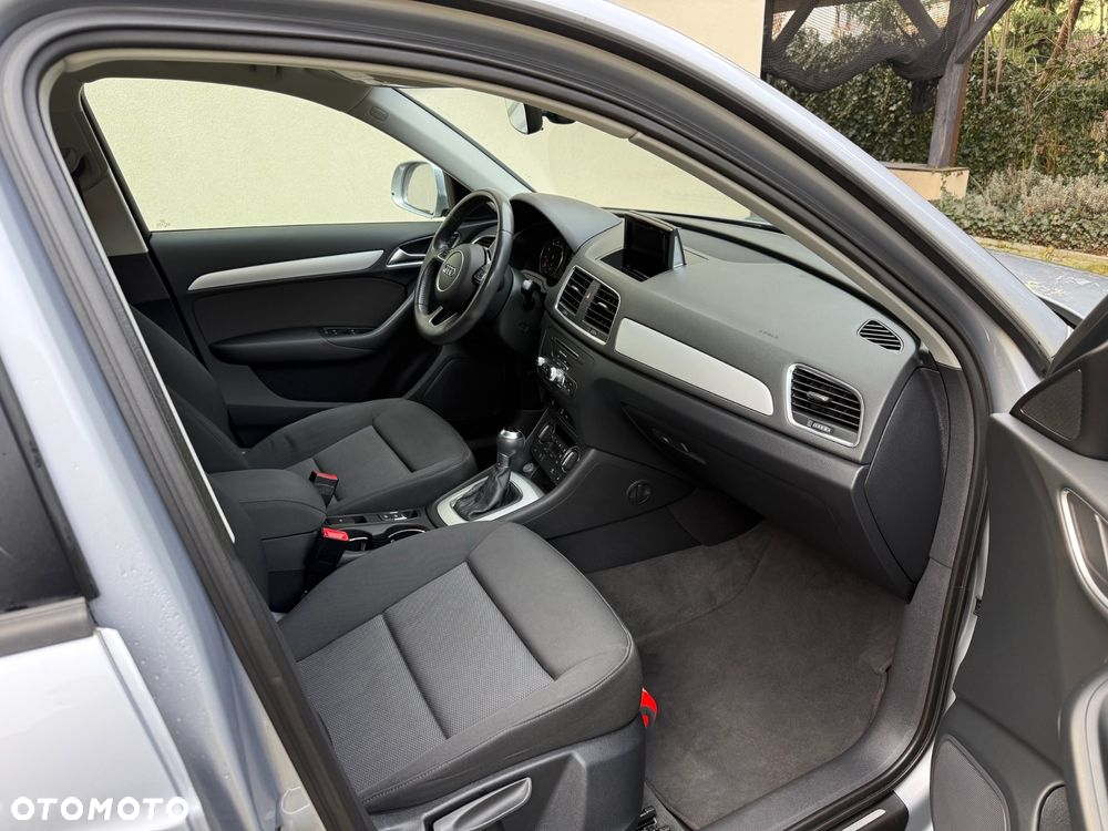 Audi Q3 1.4 TFSI S tronic - 12