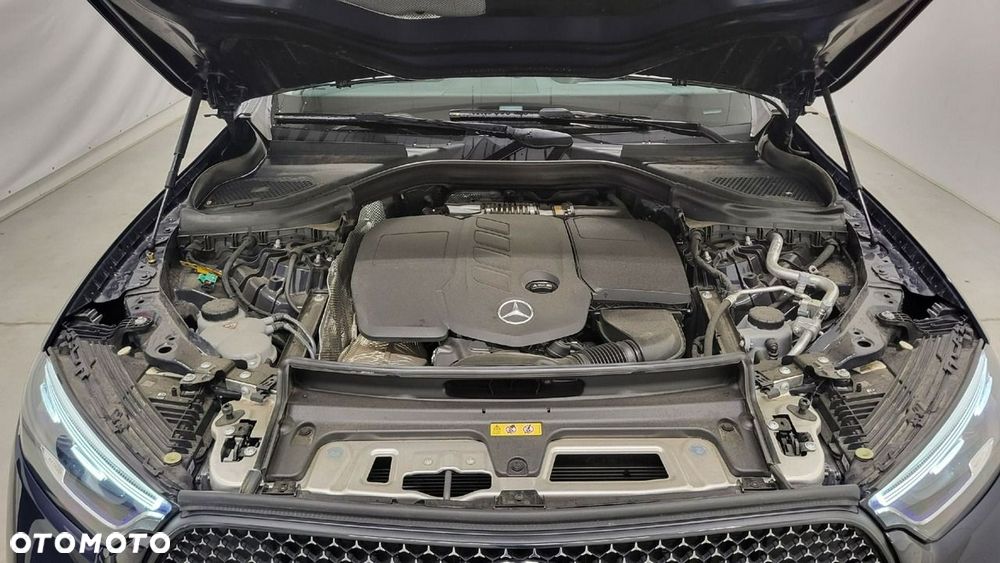 Mercedes-Benz GLC - 27