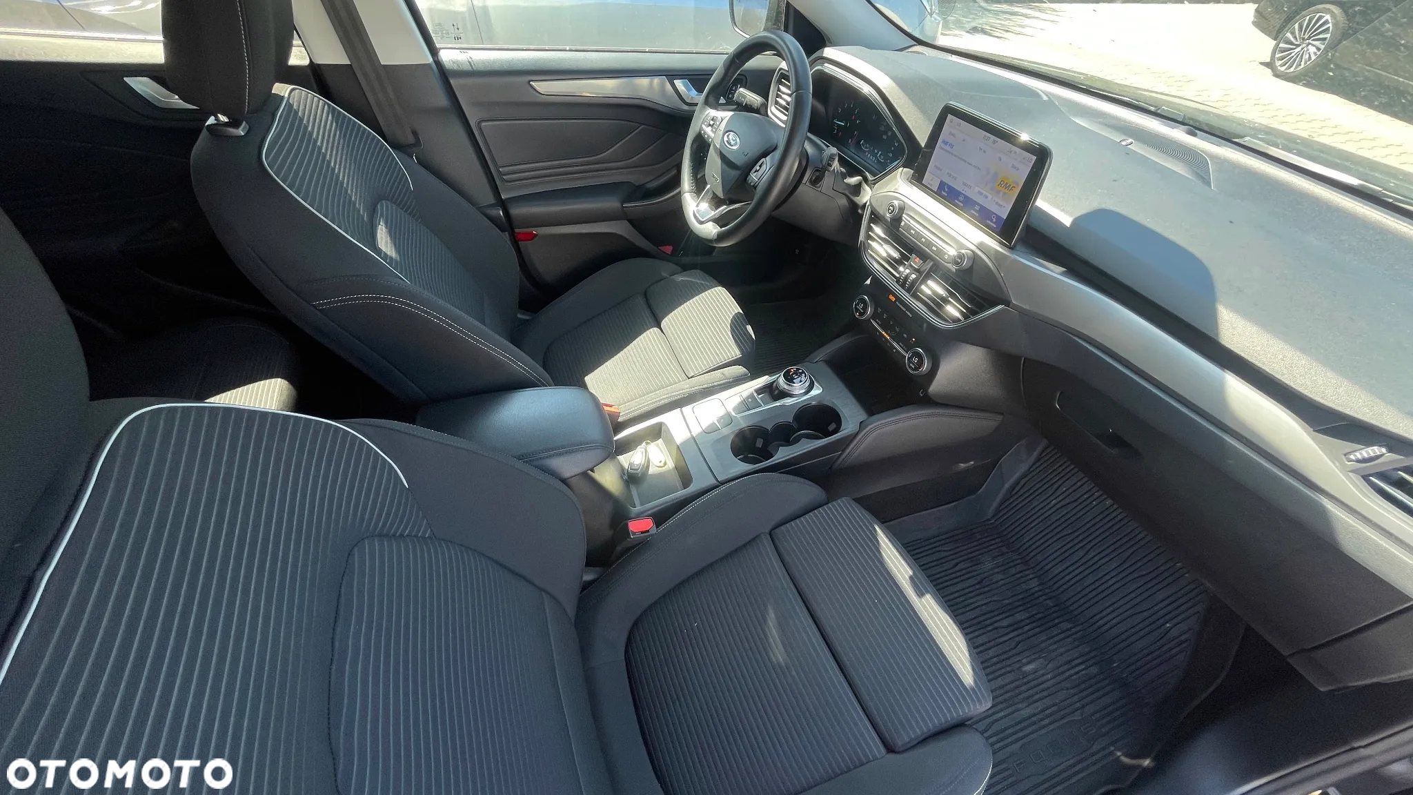 Ford Focus 1.5 EcoBoost Titanium Business - 19