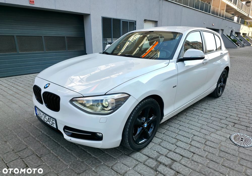 BMW Seria 1 118d Sport Line - 2