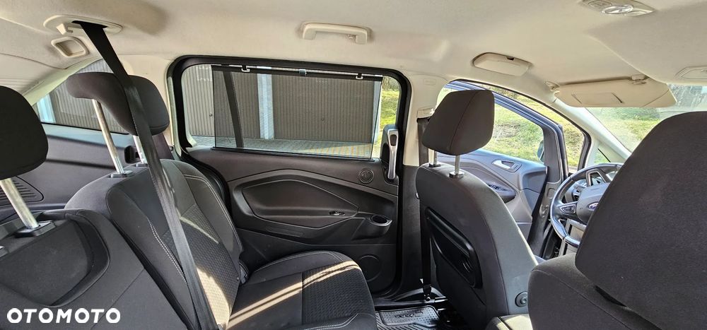 Ford Grand C-MAX - 8