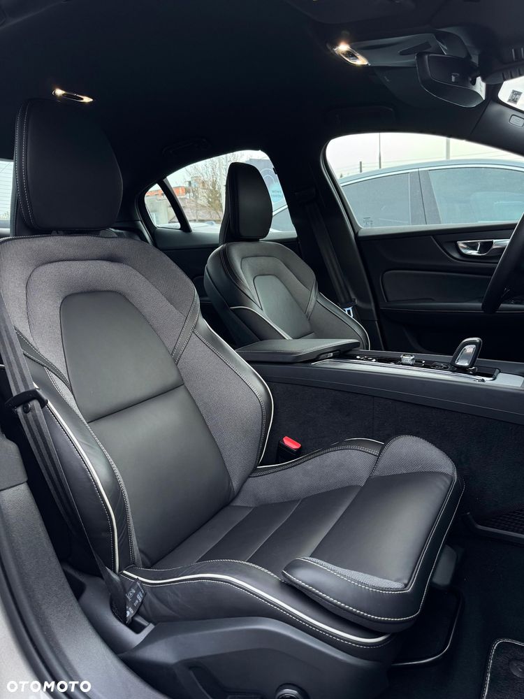 Volvo S60 B4 B R-Design - 8