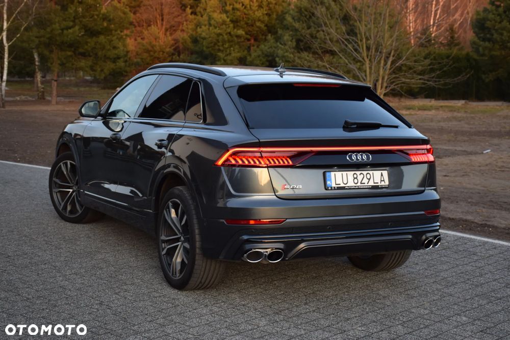 Audi SQ8 - 12