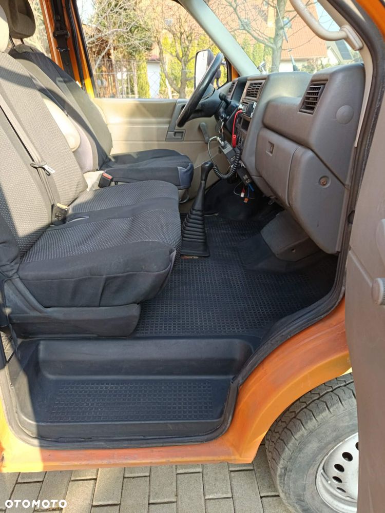 Volkswagen T4 DOKA - 22