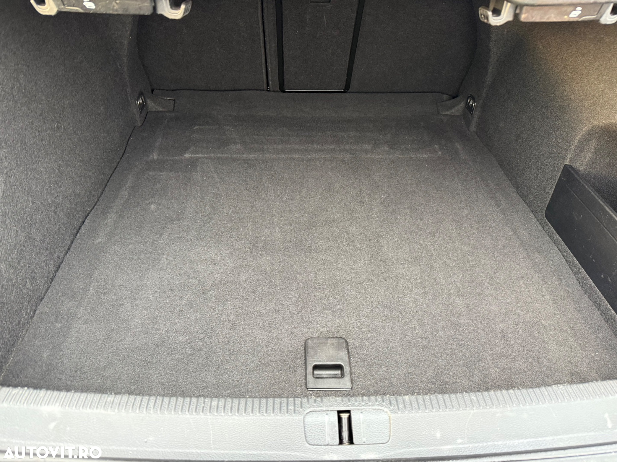 Volkswagen Passat CC 2.0 TDI DSG Exclusive - 30